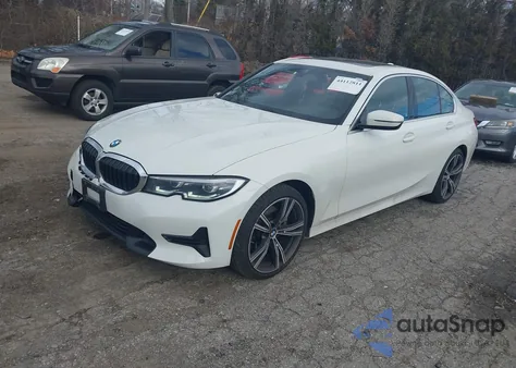 2022 BMW 330I xDrive z USA, uszkodzony, nr VIN 3MW5R7J06N8C57029